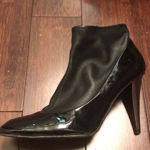 Giuseppe patent leather bootie with leather sock - Picture 3 of 8